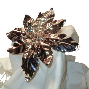 Christmas PoinsettIa Single Tapered Candle Holder Gold / Silver Metal